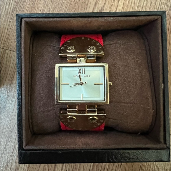 MK Watch